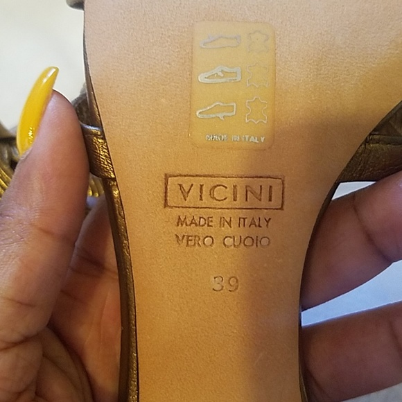 Giuseppe Zanotti Gold Mule Shoe - Picture 5 of 8